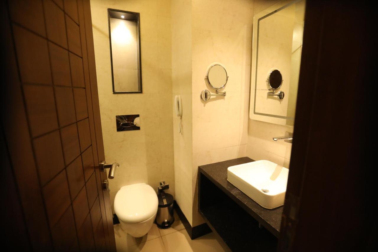 The Pinnacle Inn Sarnath Varanasi Luaran gambar