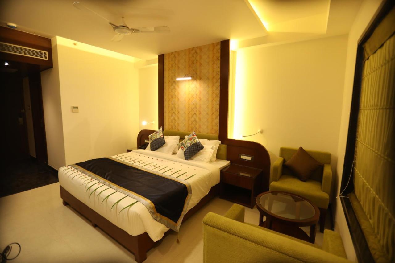 The Pinnacle Inn Sarnath Varanasi Luaran gambar